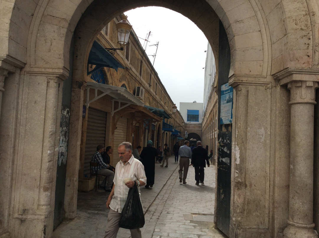 Mosque Sidi Youssef景点图片