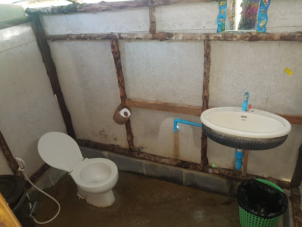 Bamboo Hut Bungalows主图