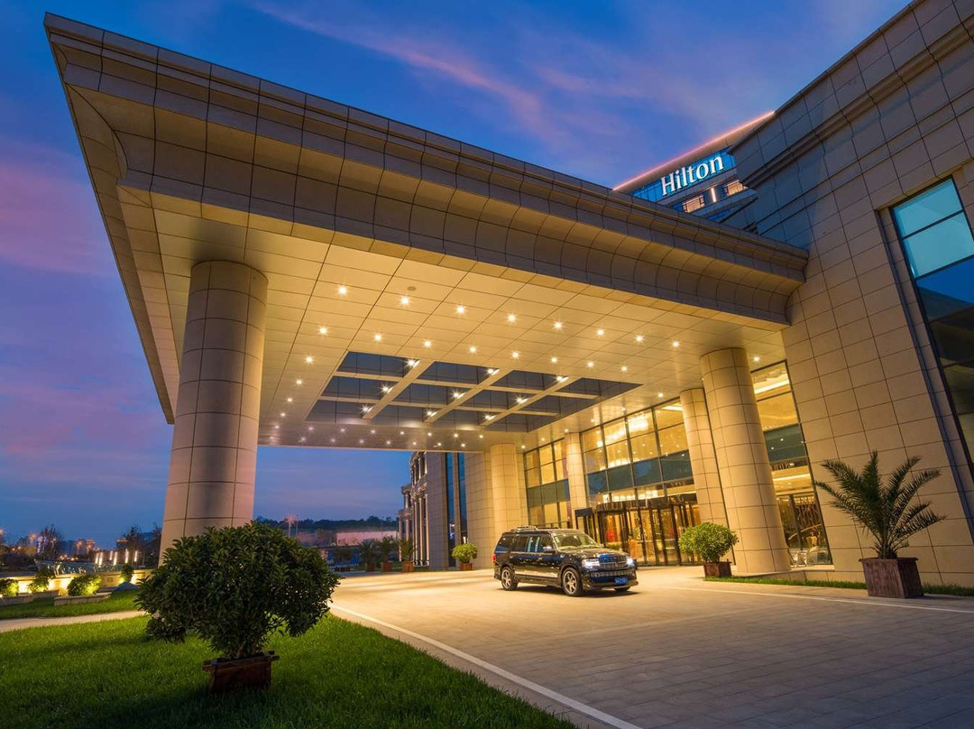 乌鲁木齐希尔顿酒店主图