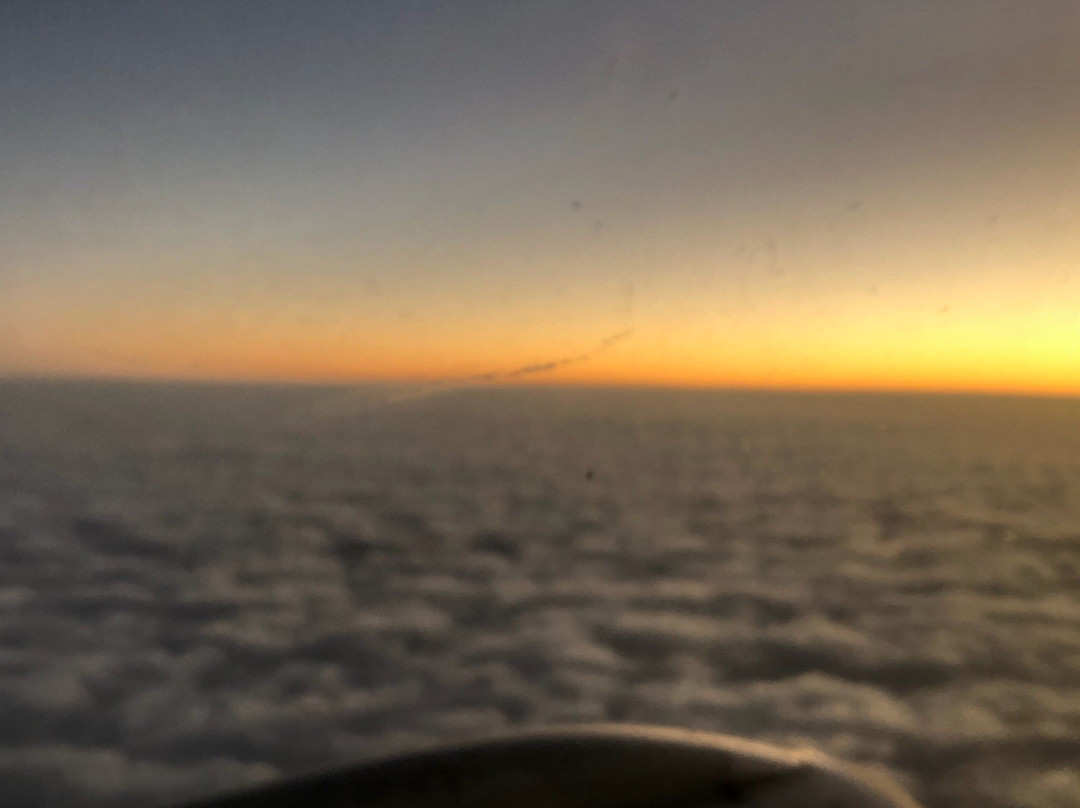 武当山建国饭店主图