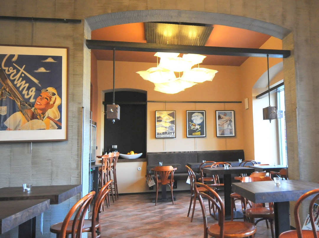Rudolfov餐馆和美食-Hospůdka Sport Závora