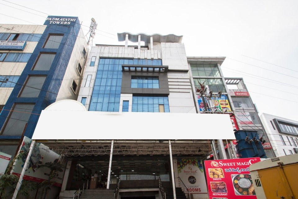 OYO 10168 Hotel AVS Sweet Magic主图