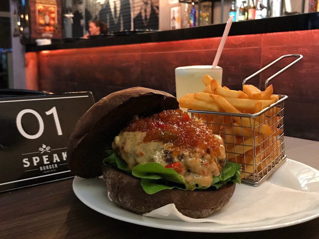 Alta Floresta餐馆和美食-Speak burger