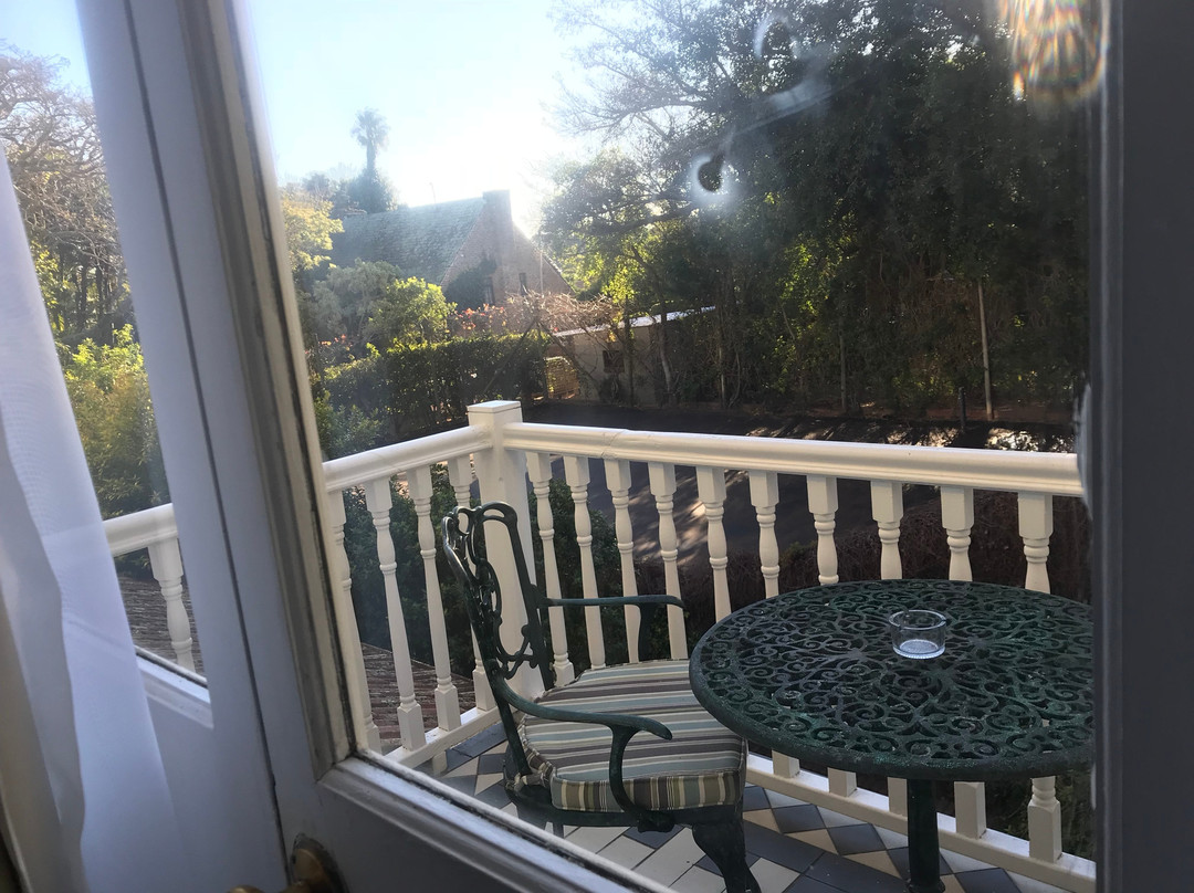 Hacklewood Hill Country House主图