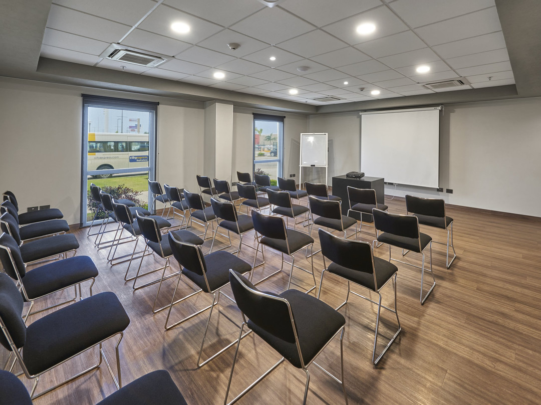 City Express Tampico Altamira主图