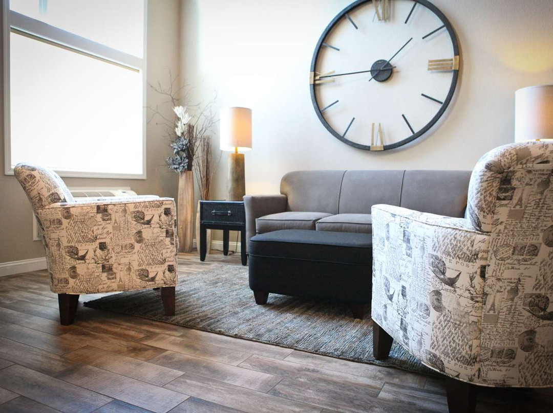 GrandStay Hotel & Suites Perham主图