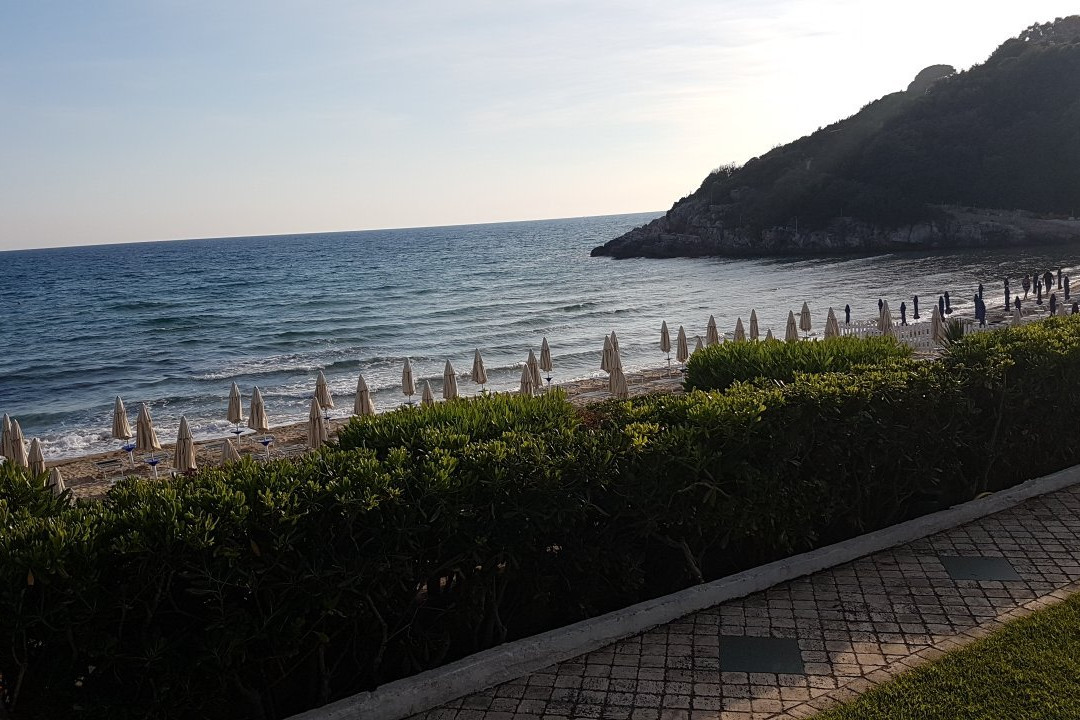 Eden Resort Beach