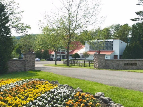 Big Red Farm-新冠町必去景点