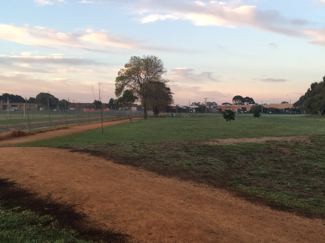 Kevin Hayes Reserve Fenced Dog Park景点图片