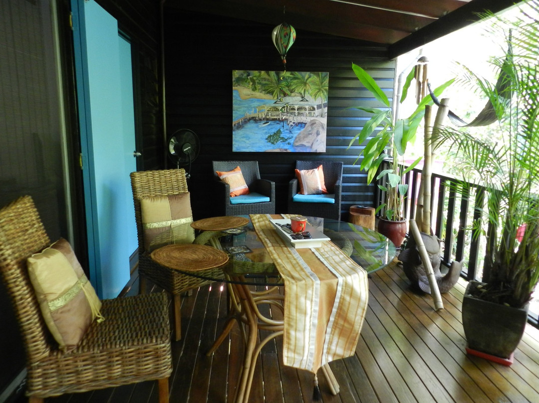 Oskar's Rainforest Retreat Bed and Breakfast主图