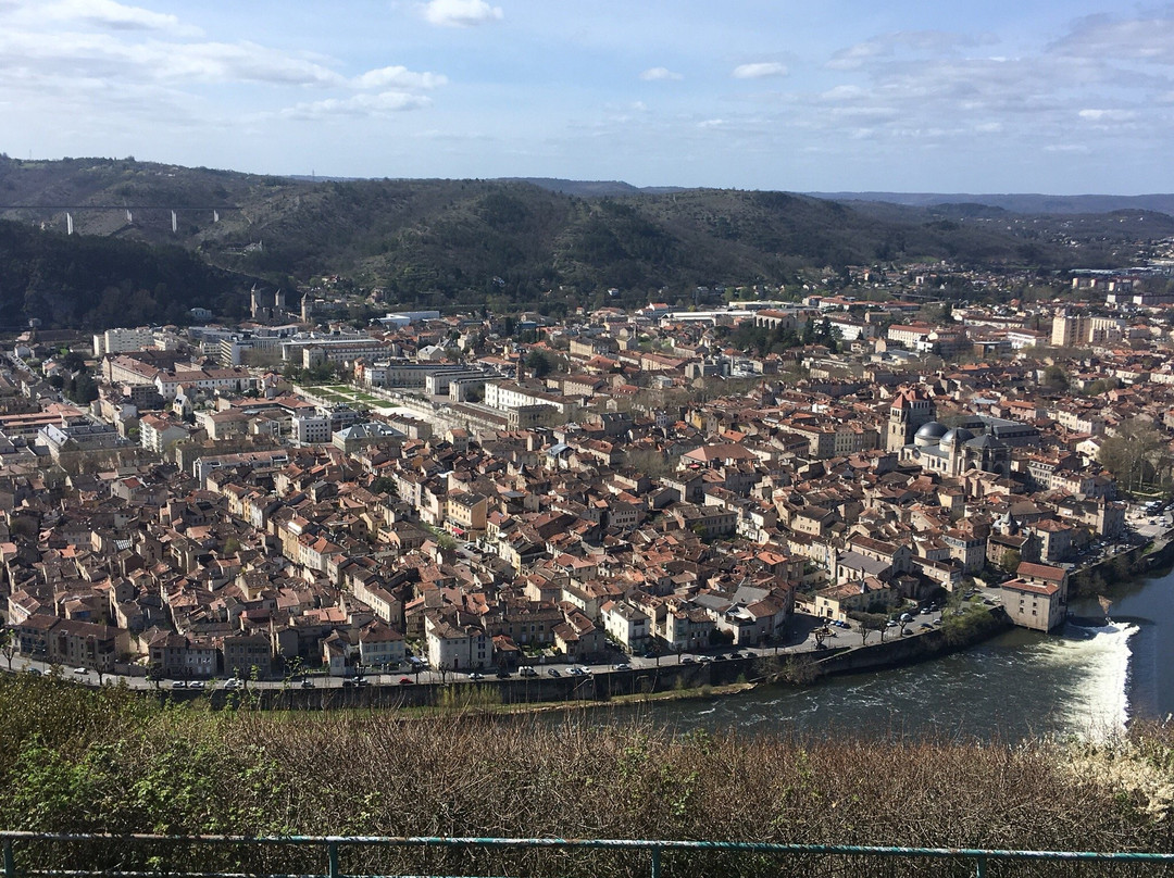 Mont Saint-Cyr-Cahors必去景点