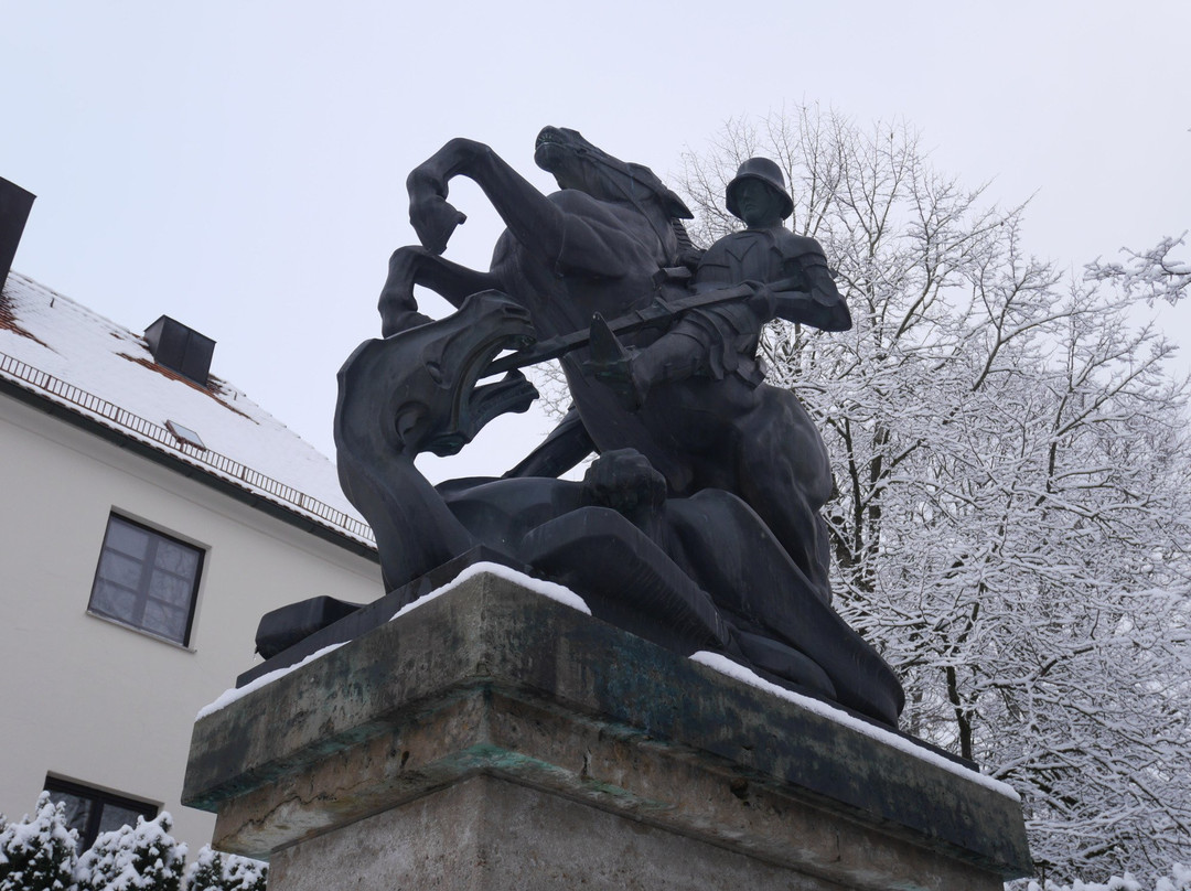 Kriegerdenkmal-肯普滕必去景点