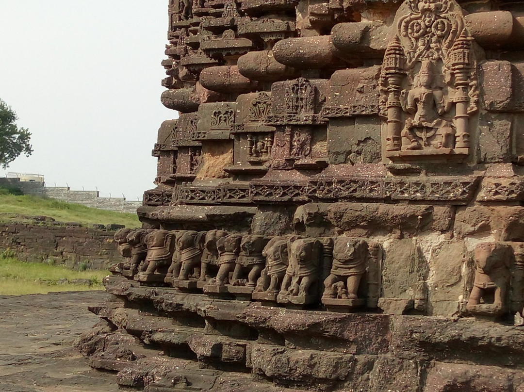 Gondeshwar Temple景点图片