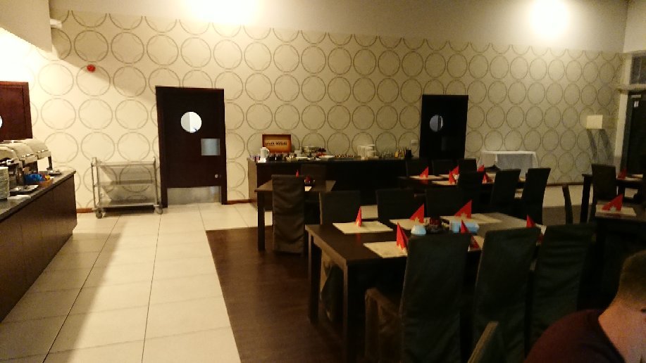 Hotel Poznański-官方