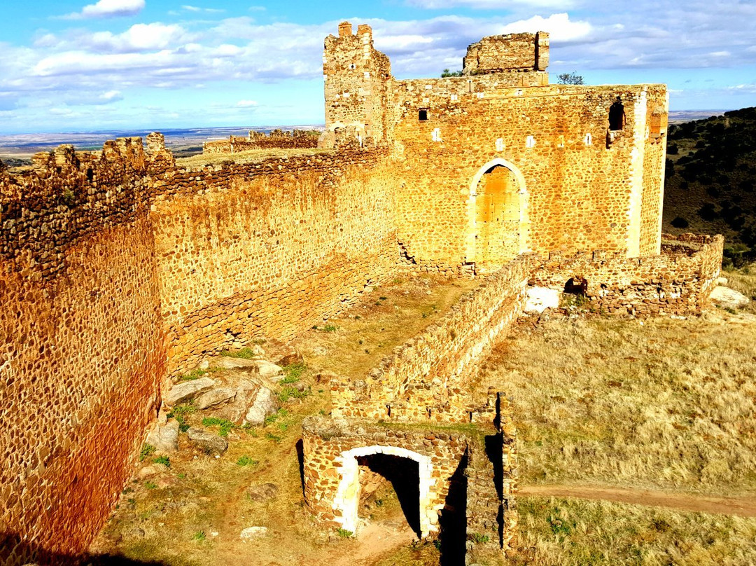 Castillo de Montalban景点图片