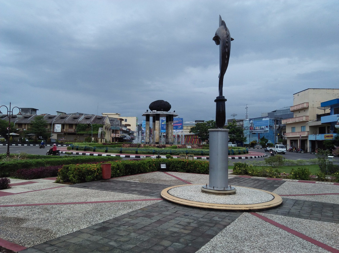 Satam Stone Monument景点图片