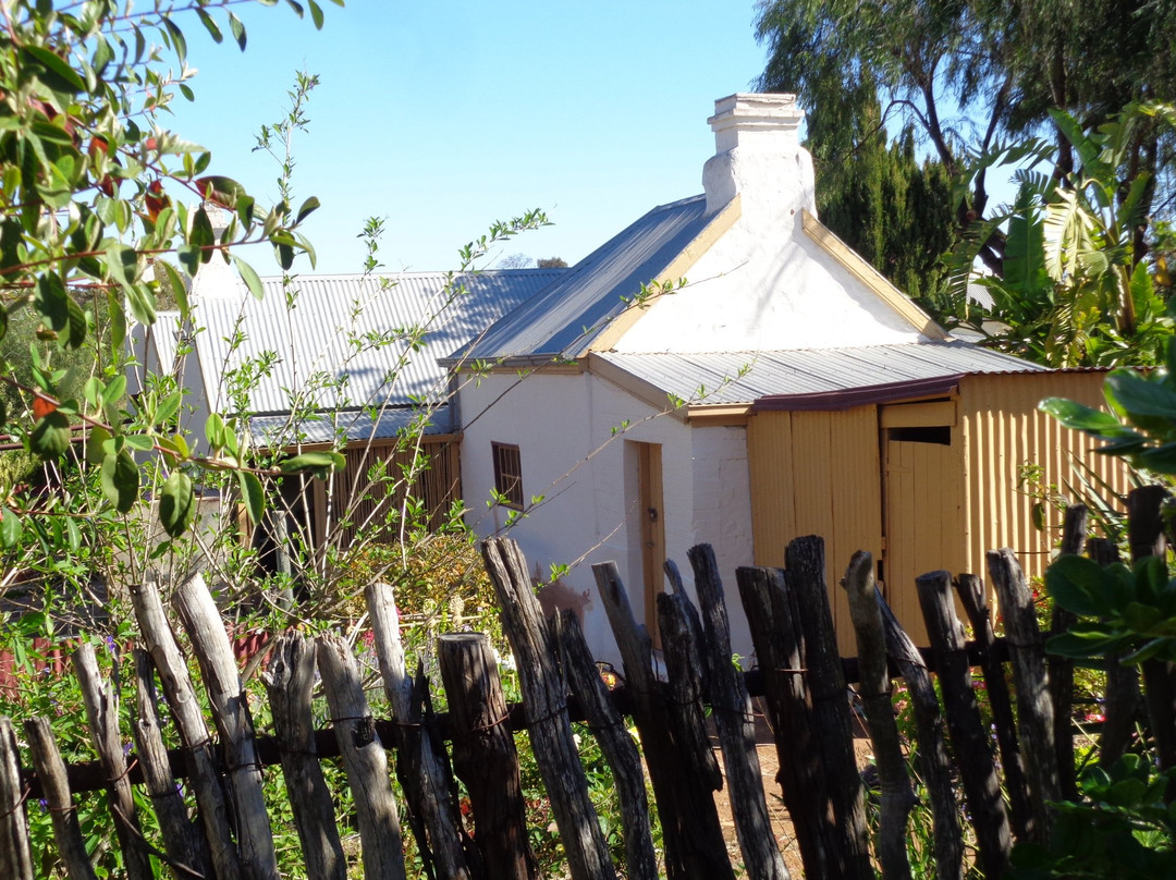 Miner's Cottage and Heritage Garden景点图片