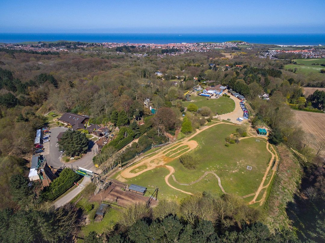 Hilltop Outdoor Centre景点图片