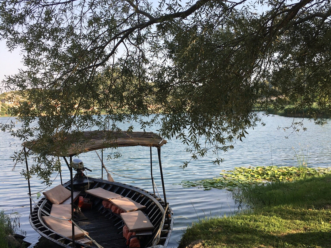 Bacina Lakes景点图片