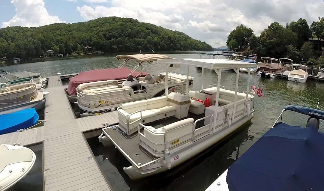 Lake Lure Pontoon Rental-Lake Lure必去景点