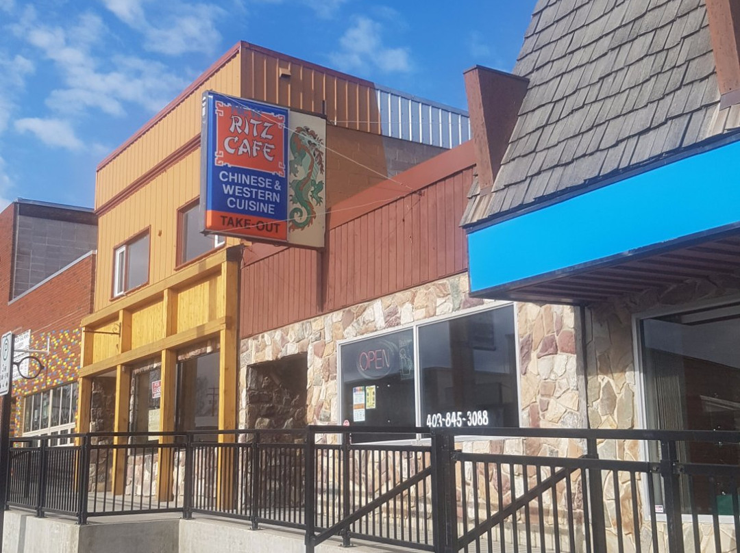 Caroline餐馆和美食-Ritz Cafe