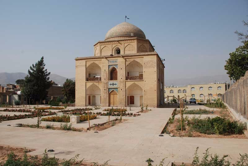 Bibi Dokhtaran Mausoleum景点图片