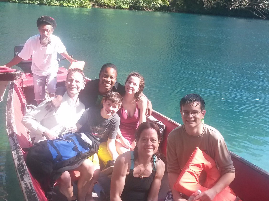 Tropical Video Tours-安东尼奥港必去景点