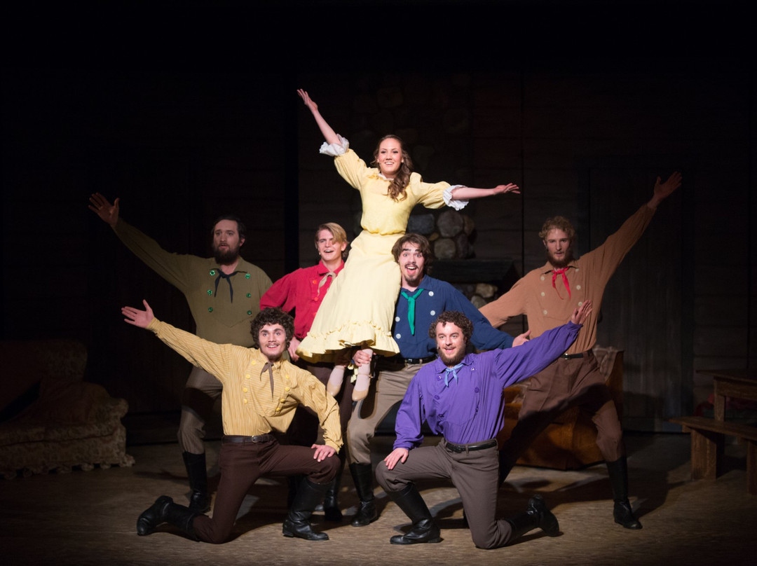 Carriage House Theatre-Cardston必去景点