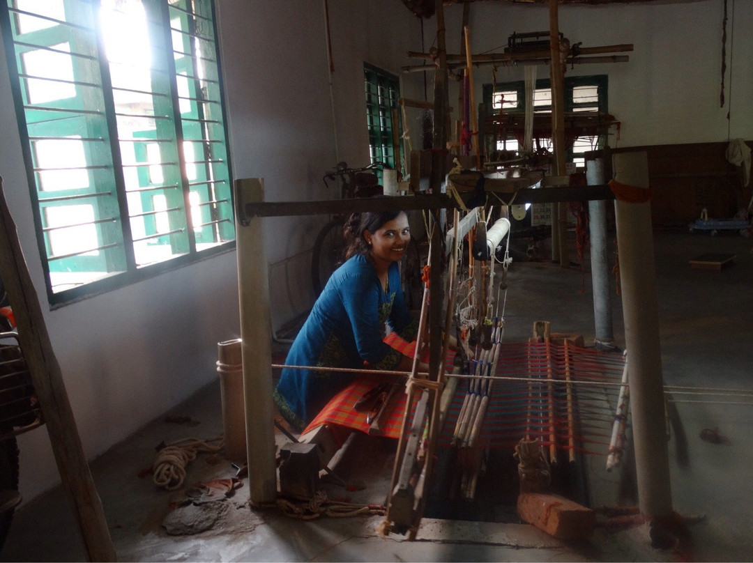 Sri Mahalakshmi Handloom Weaving Centre景点图片