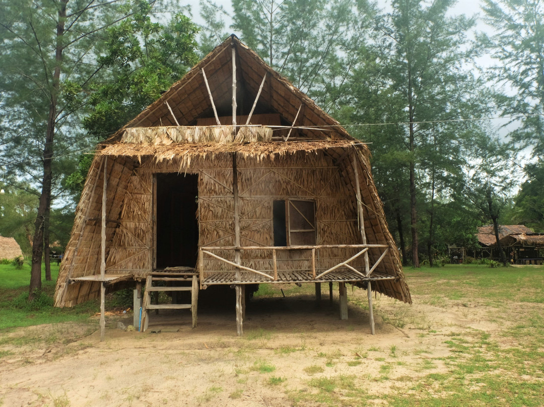 攀牙朝伊先生酒吧和小屋