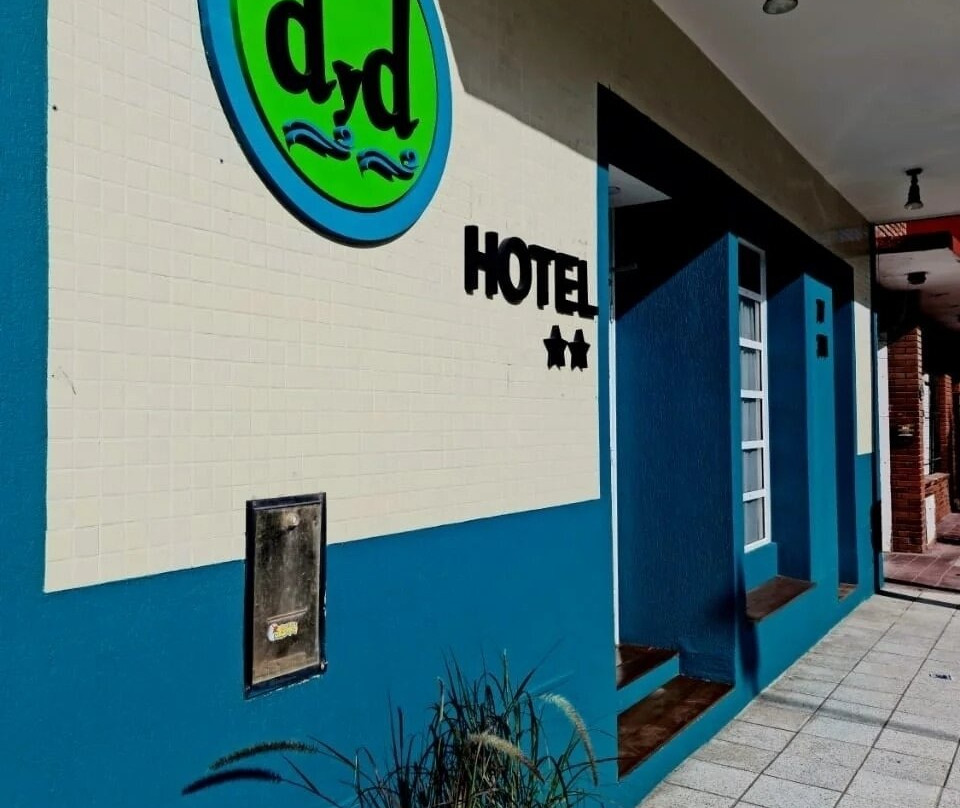 Quequen酒店住宿-DYD Hotel