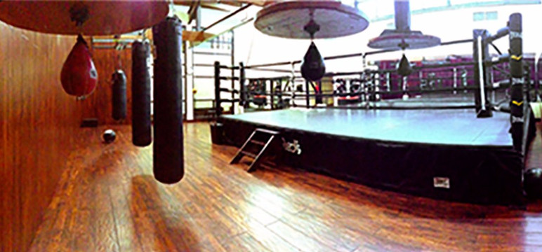 Red Lerille's Health & Raquet Club-拉法叶必去景点