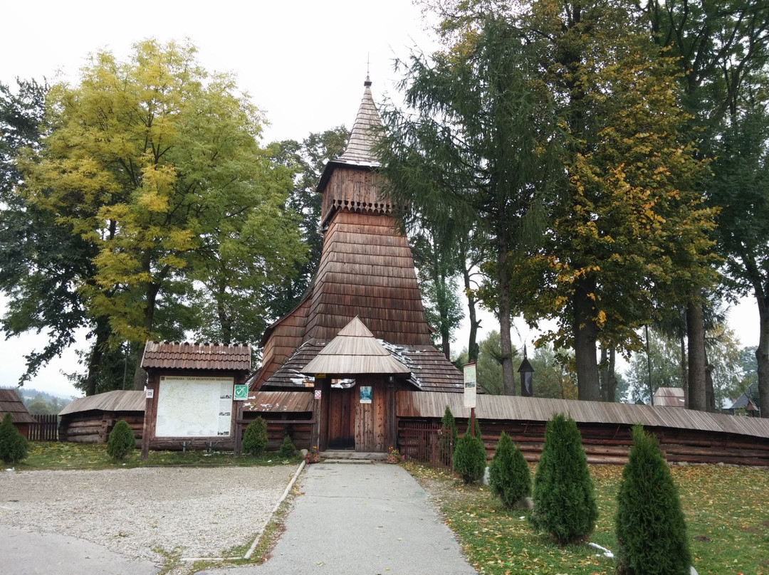 St. Michael Archangel's Church in Debno景点图片