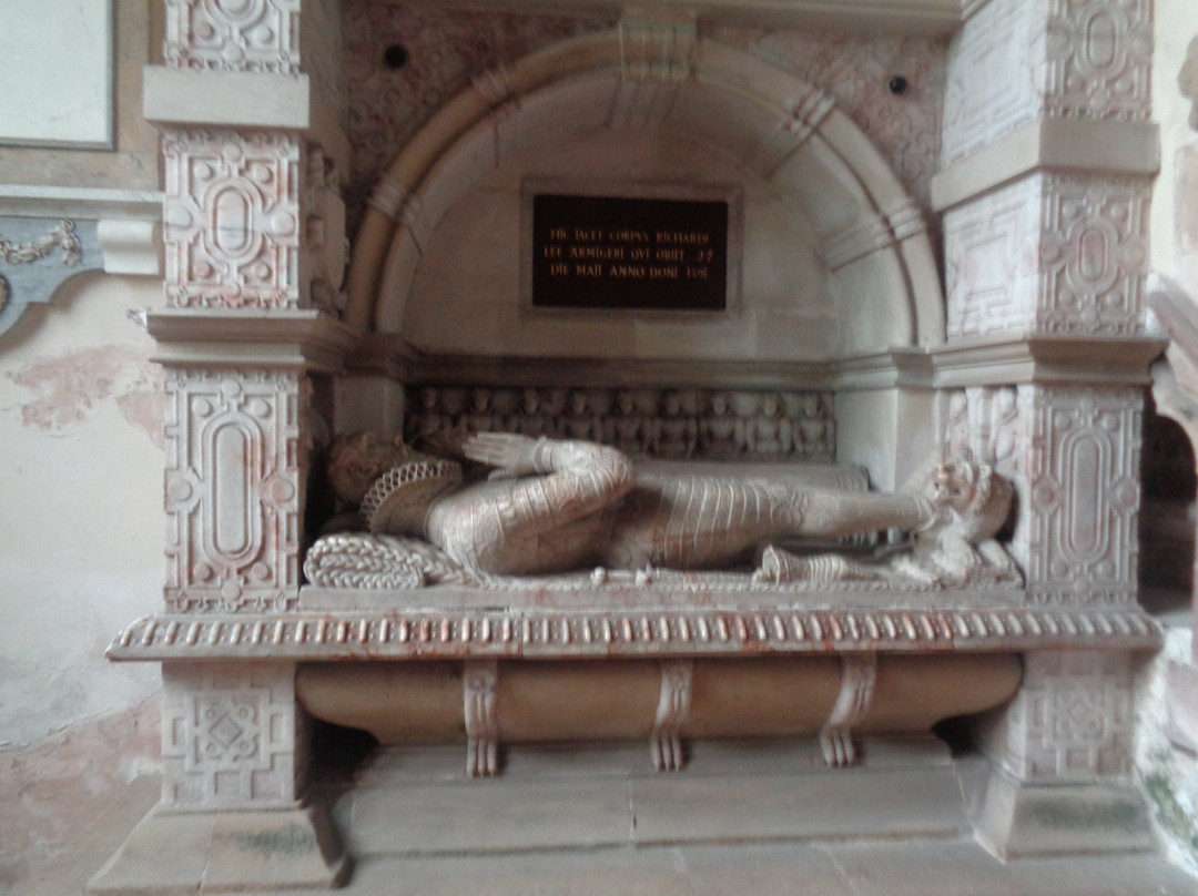 St Mary's Church景点图片