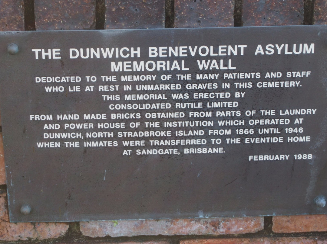 Dunwich Cemetery景点图片