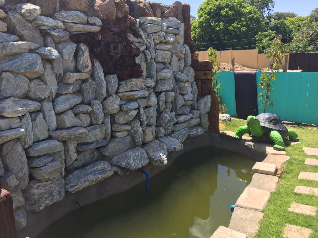 Golden Castle Resort-San Carlos必去景点