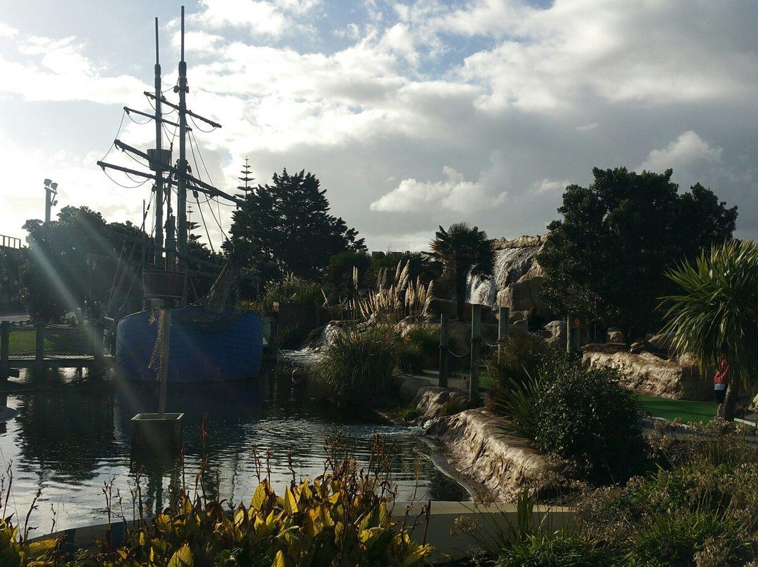 Pirates Cove景点图片
