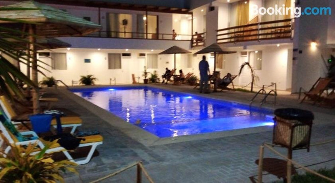 Prim Hotel Vichayito主图