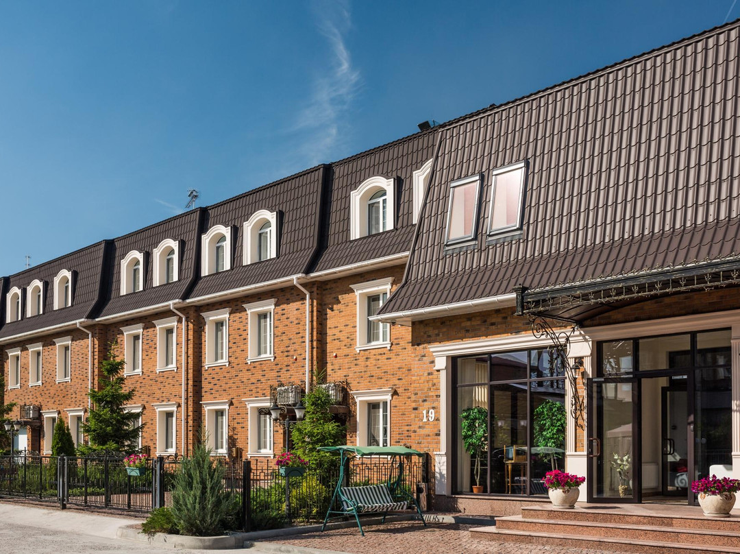 Holiday Apart Hotel