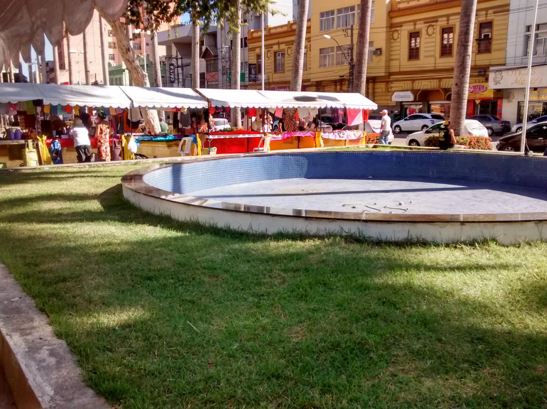 Chafariz da Praca Jeronimo Monteiro-Cachoeiro De Itapemirim必去景点