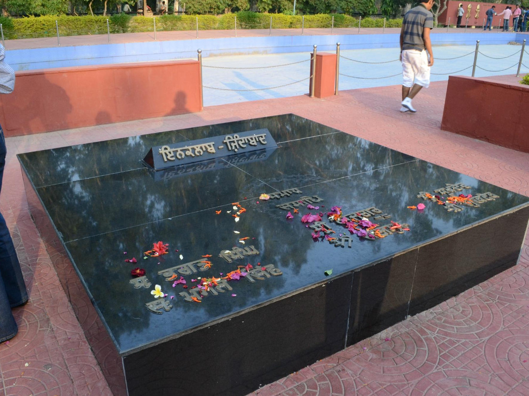 National Martyrs Memorial景点图片