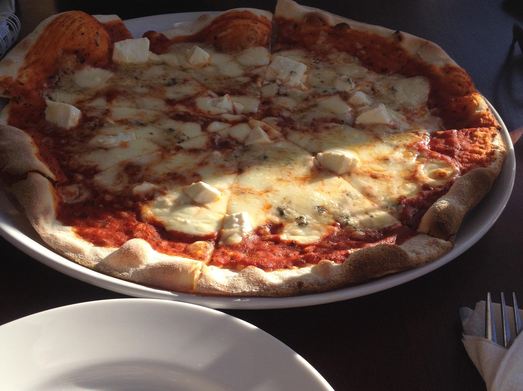 Akademgorodok餐馆和美食-NII KuDA