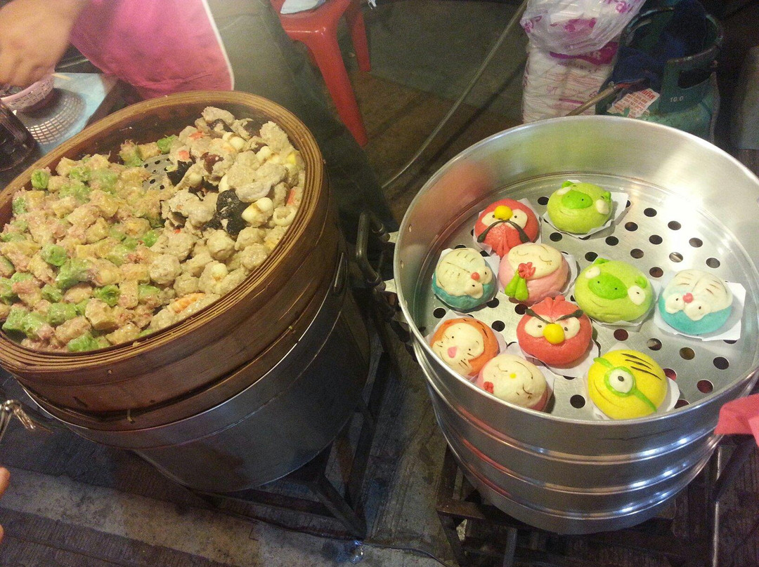 Rachabut Night Market景点图片