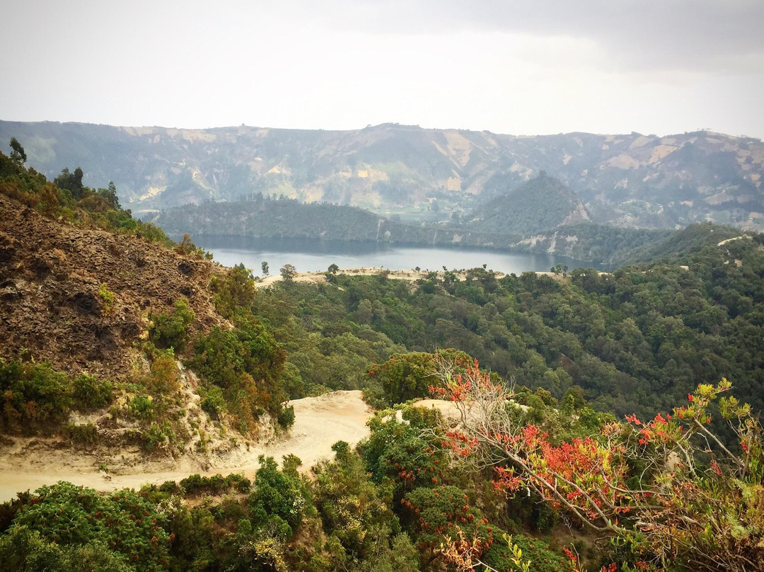 Wenchi Crater Lake & Hiking景点图片