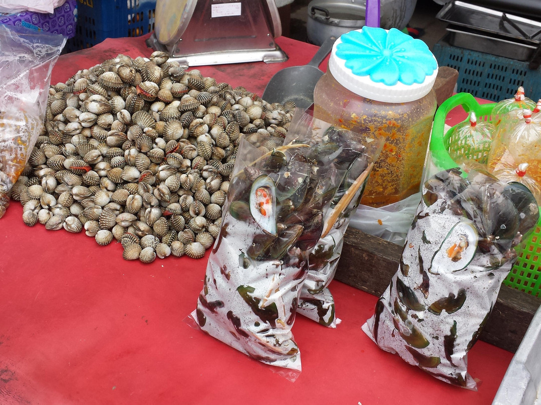 Tham Chomphon-宗汶必去景点