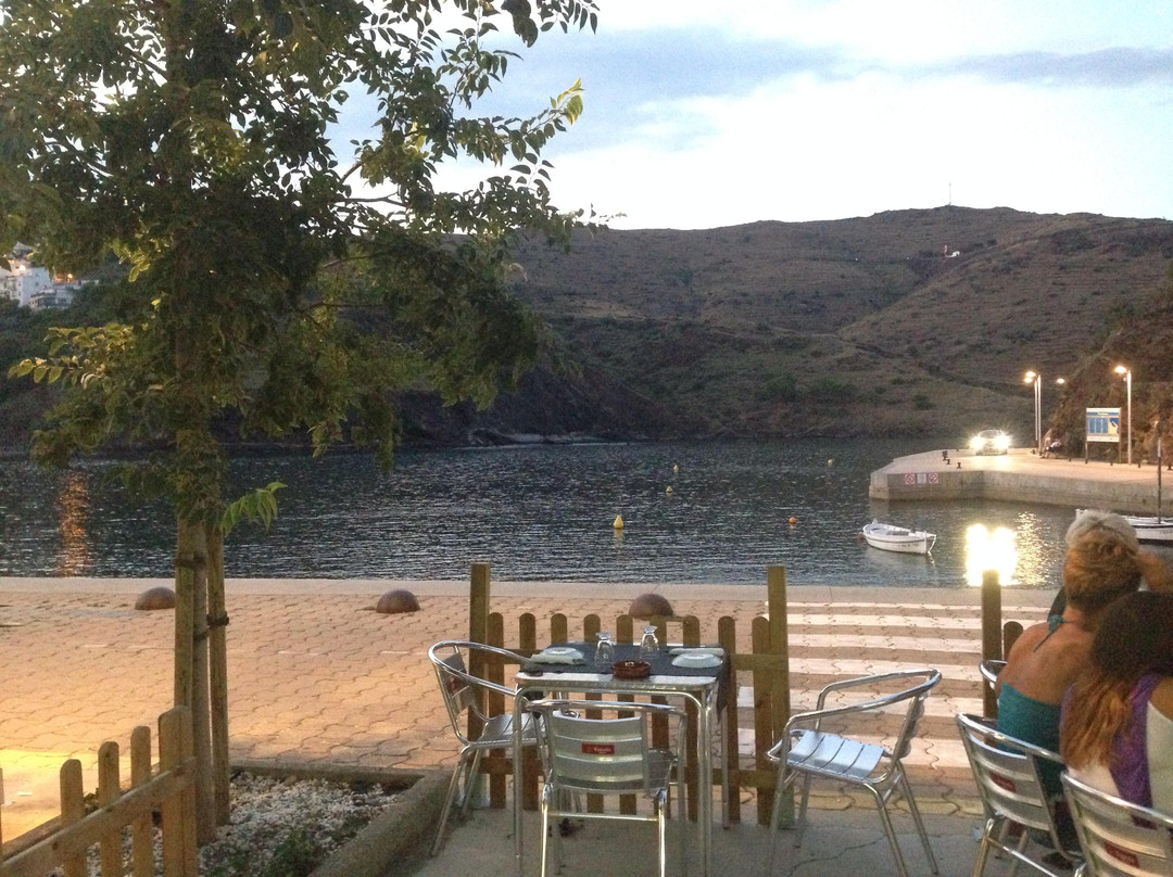 Portbou餐馆和美食-Bar Restaurante Riky