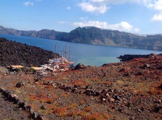 卡美尼岛-圣托里尼必去景点