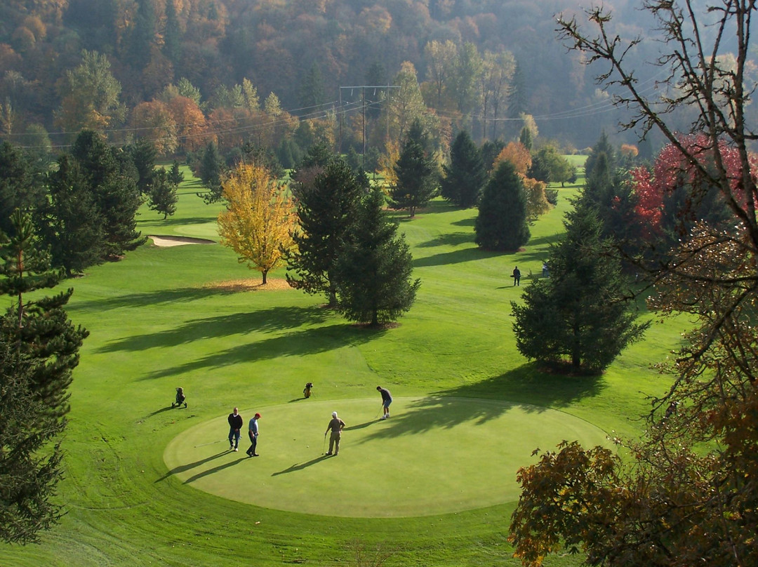 Sah-Hah-Lee Golf Course & Driving Range-Clackamas必去景点
