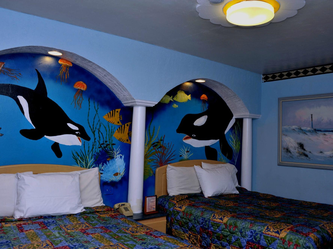 Tiki Hut Motel主图