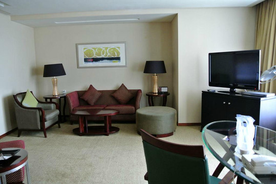 武汉光明万丽酒店主图